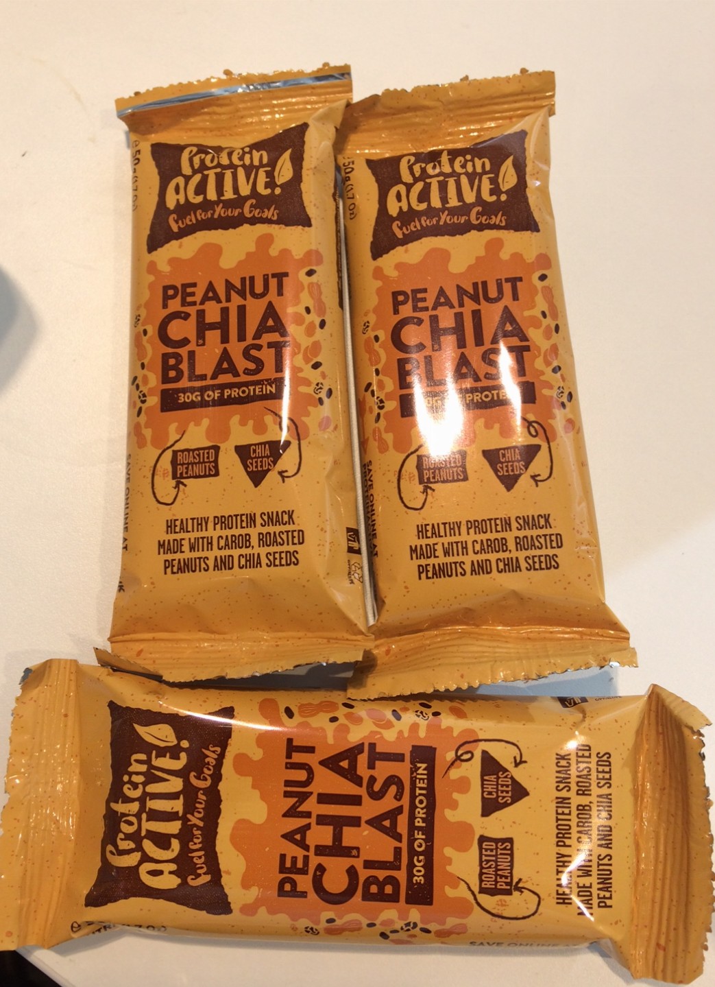 Protein Active Peanut Chia Blast Protein Bar Review